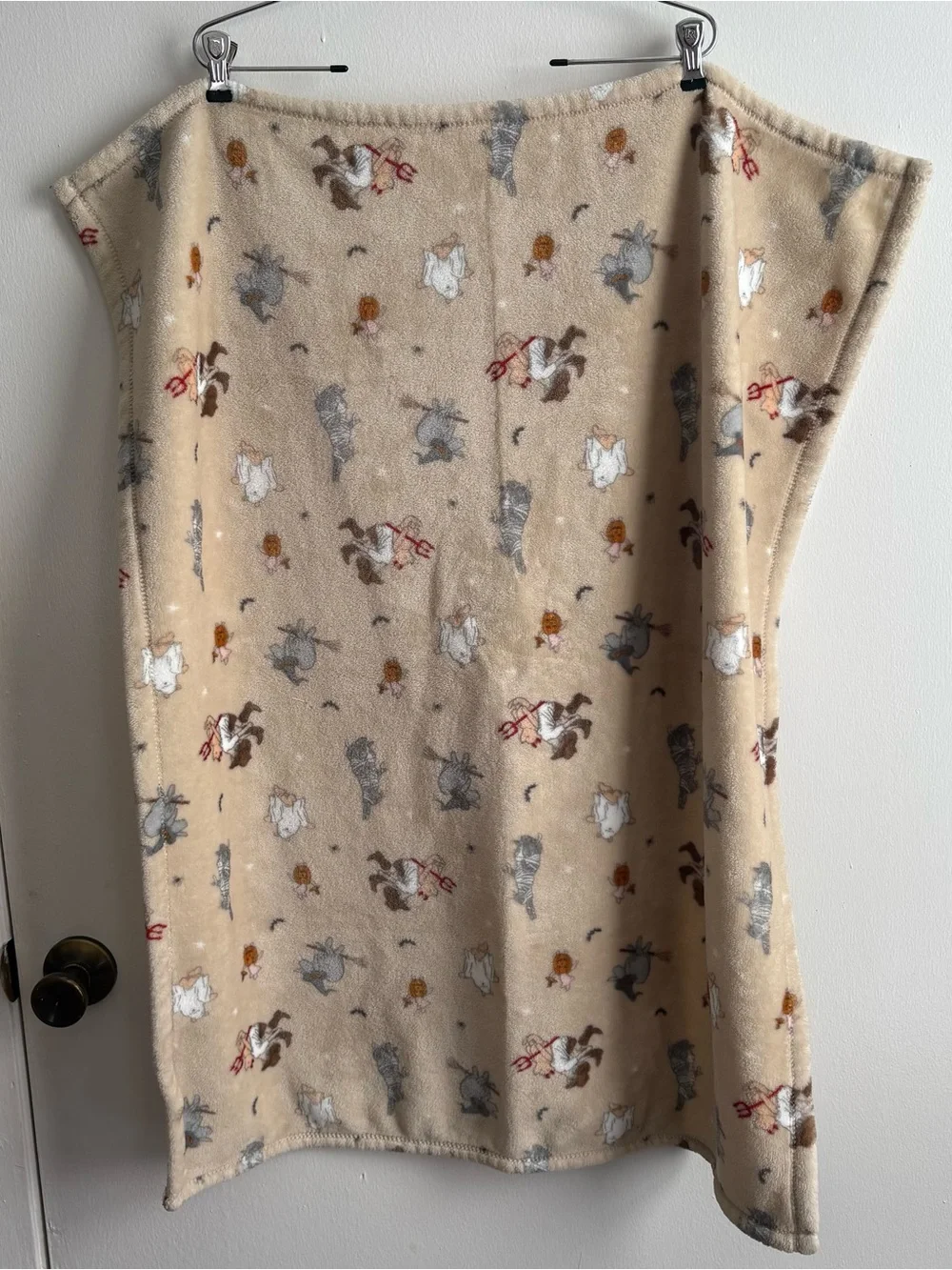 Disney Pooh Bear Collection Winnie the Pooh Halloween Baby Small Throw Blanket